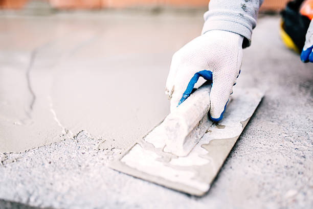 Best Affordable Concrete Services  in Country Clu, MO